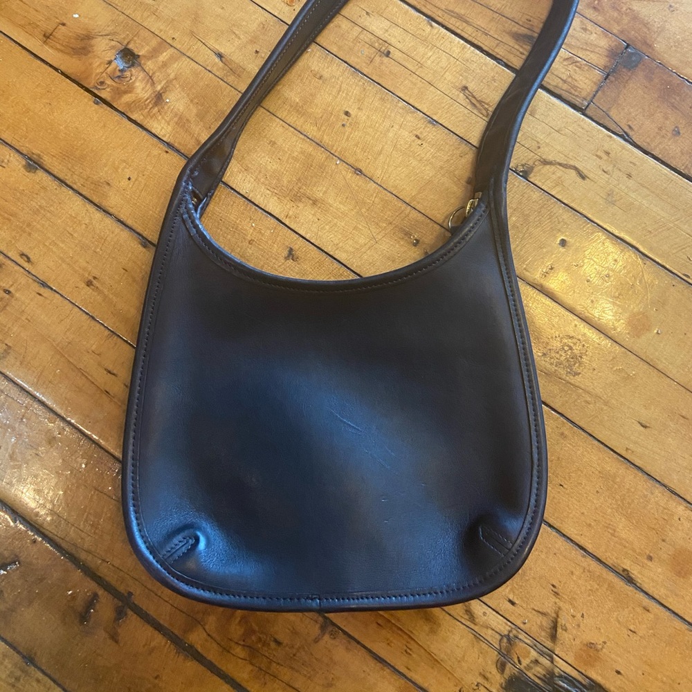 Like New Vintage Coach Shoulder Bag - Picture 2 of 6